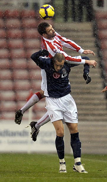 埃斯图皮尼 埃斯图皮尼