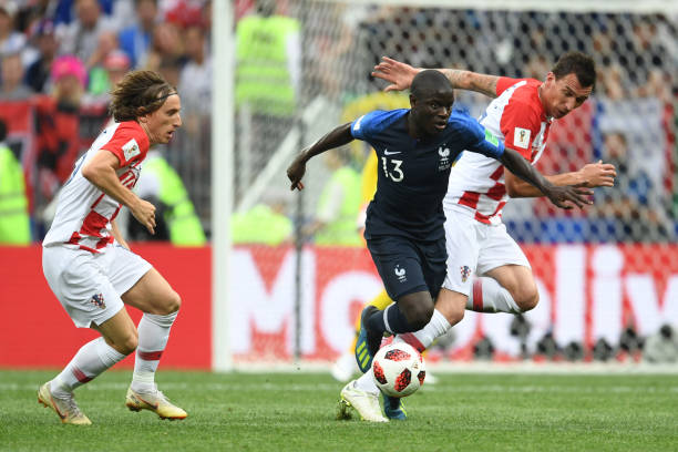 上同样具有 上同样具有