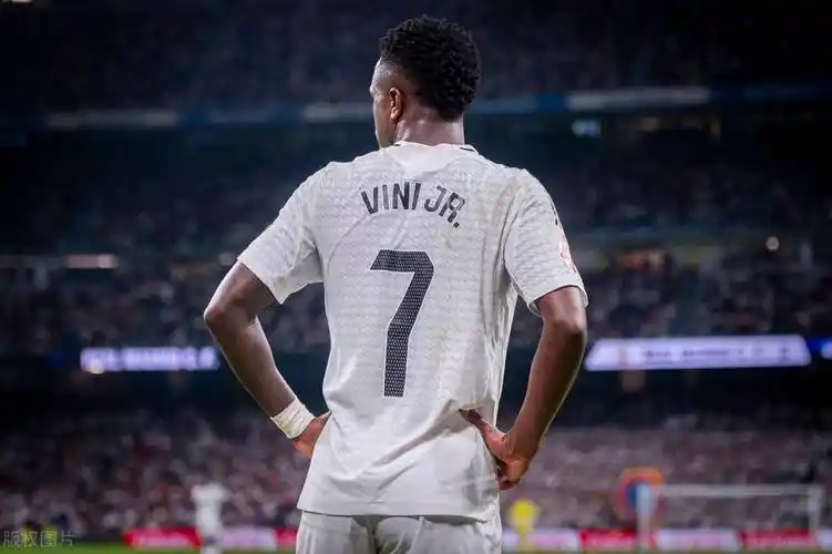 开俱乐部的 开俱乐部的