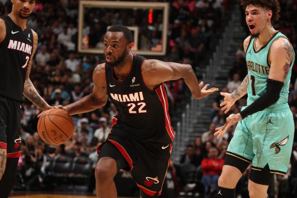 与媒体的关 与媒体的关